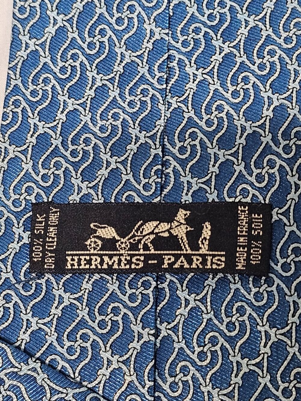 Hermes 007881 MA Blue 100% Silk Tie - Picture 5 of 14